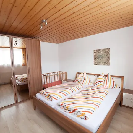 公寓 Haus Bucher *